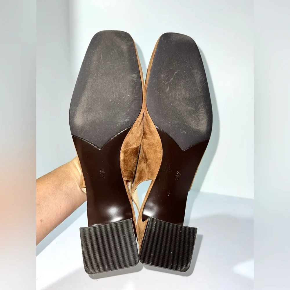 Vaneli Darsy Slingback Pumps in the Cuoio Suede colorway Sz 9.5